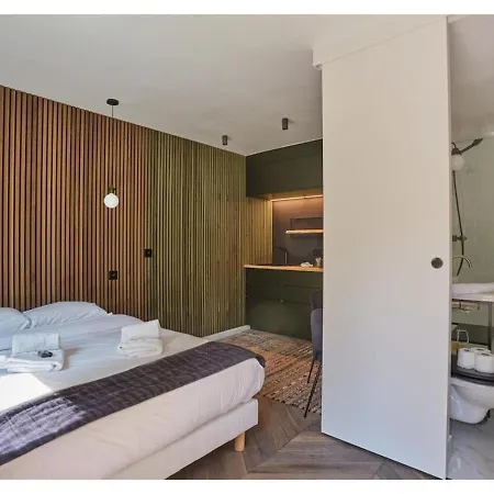 In Porte Maillot By Prestige Daire